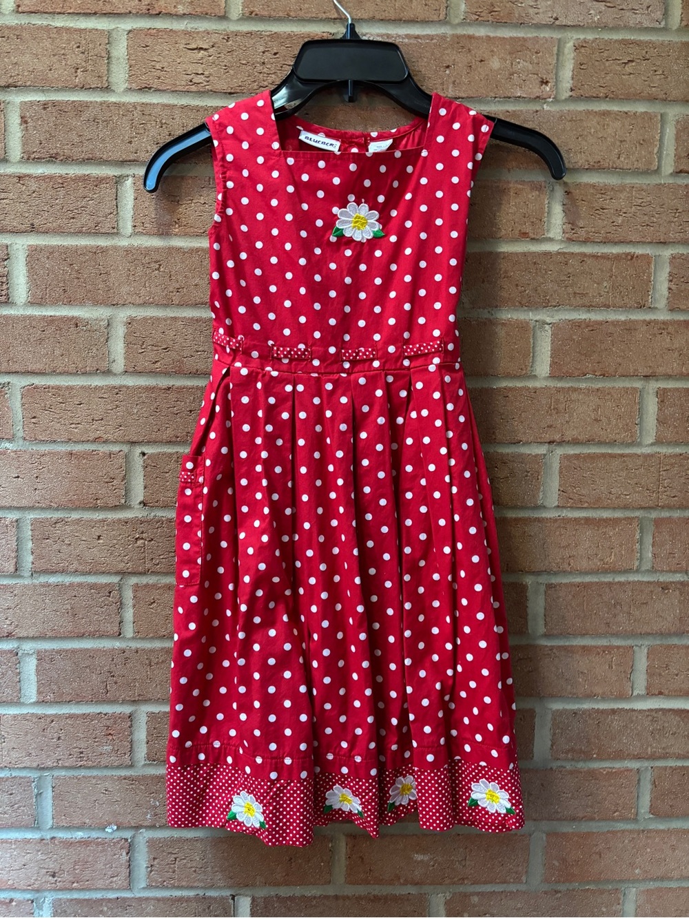 Blueberi Boulevard Red Polka Dot Daisy-Appliqué Girls Dress Like New
